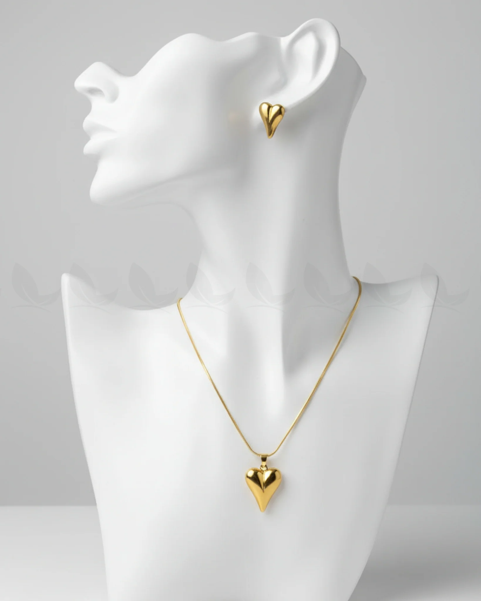 Chic Gold Puffed Heart Pendant